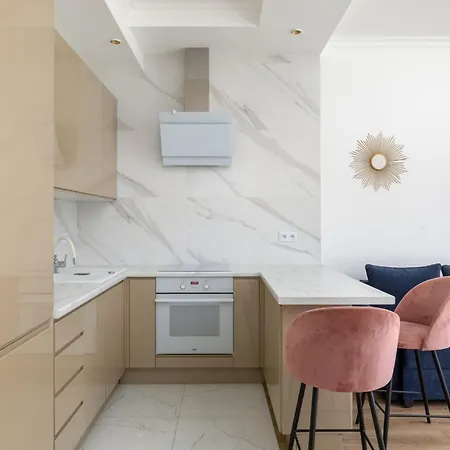 Modern Urban Wola With Tarrace Wwa69 * Varsovie